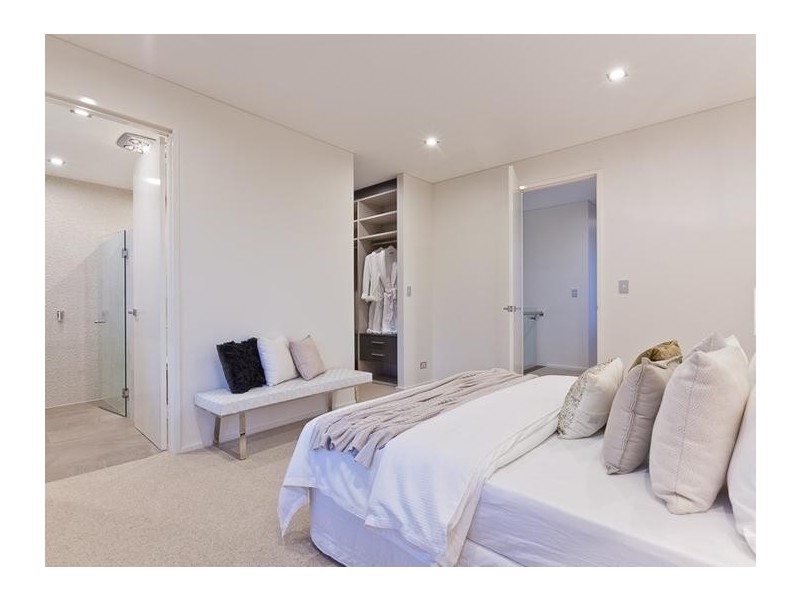 1 Champion Crescent, Floreat WA 6014