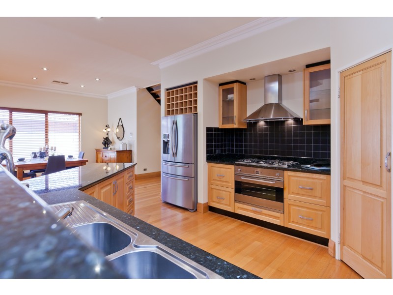 35 Weld Street, Nedlands WA 6009