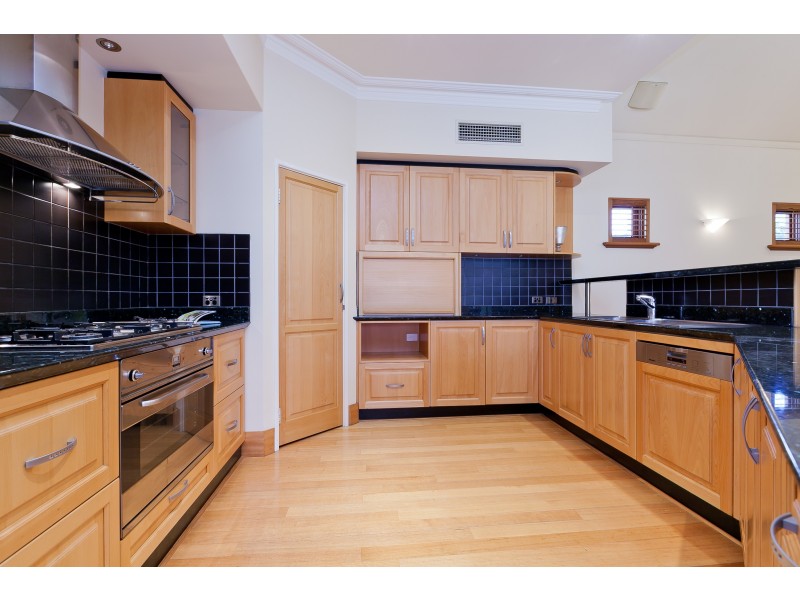 35 Weld Street, Nedlands WA 6009