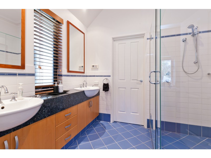 35 Weld Street, Nedlands WA 6009