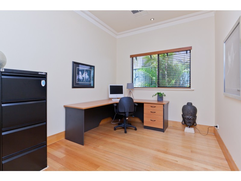 35 Weld Street, Nedlands WA 6009