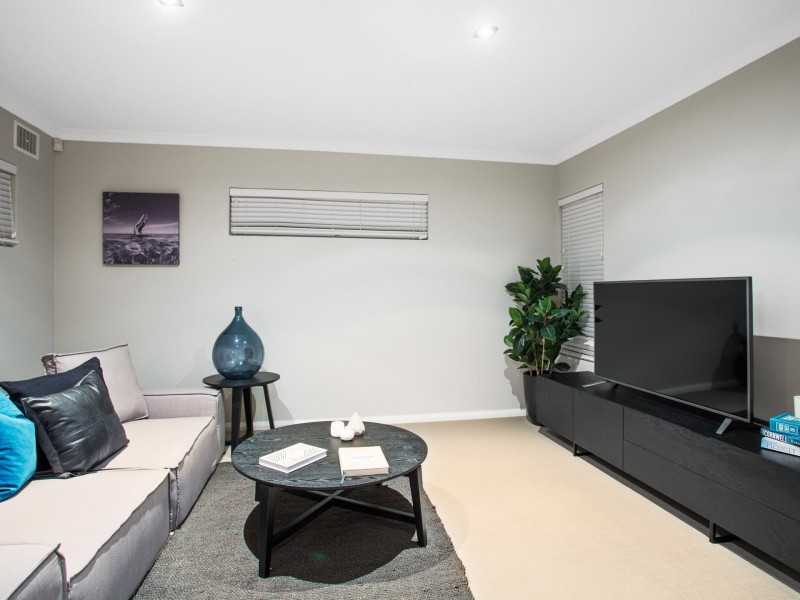 30 Latrobe Street, Yokine WA 6060