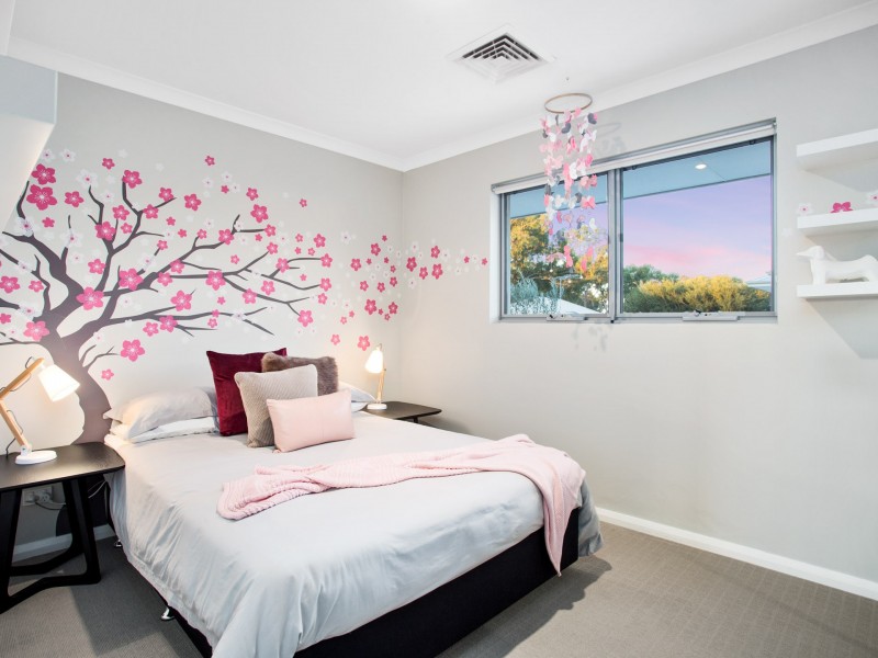 30 Latrobe Street, Yokine WA 6060