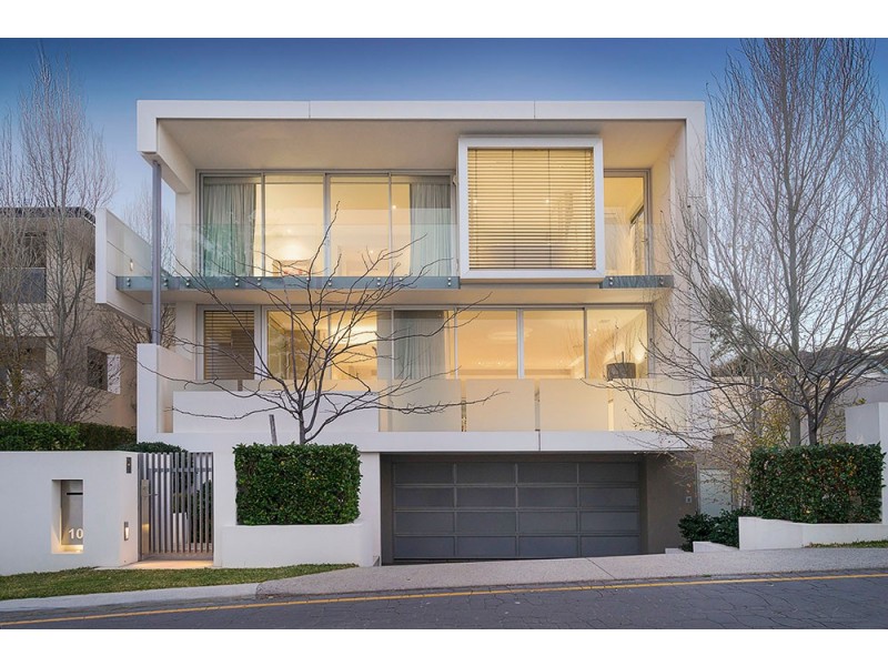 10 Bungalow Court, Peppermint Grove WA 6011