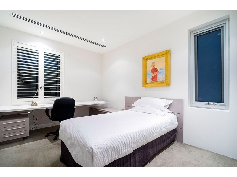 10 Bungalow Court, Peppermint Grove WA 6011