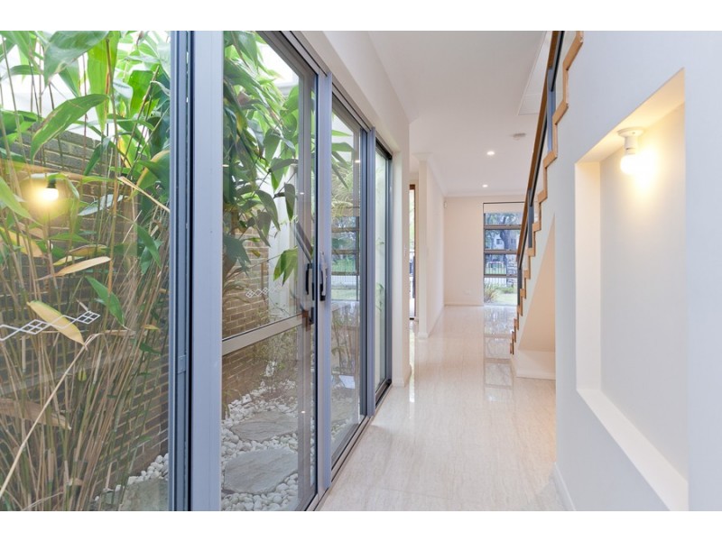 11 Alumni Terrace, Churchlands WA 6018