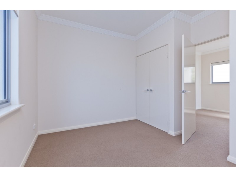 11 Alumni Terrace, Churchlands WA 6018