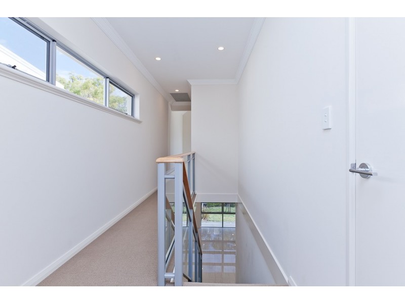 11 Alumni Terrace, Churchlands WA 6018