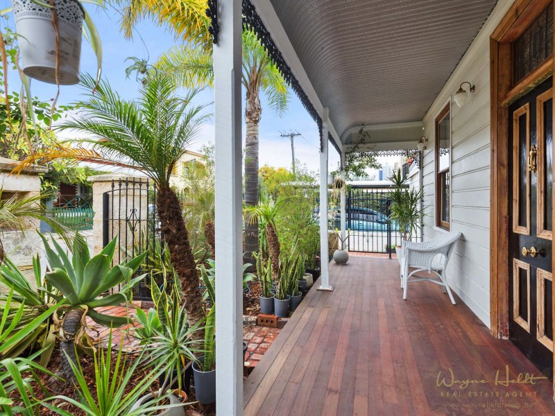 39 Knebworth Avenue, Perth WA 6000