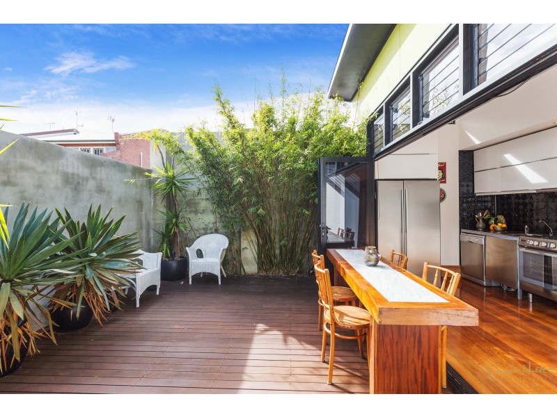 39 Knebworth Avenue, Perth WA 6000