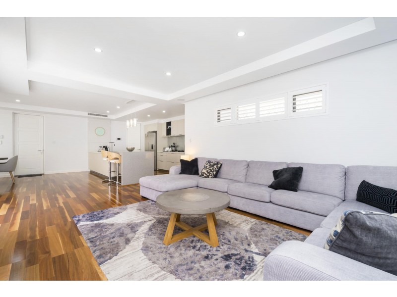 41 Alumni Terrace, Churchlands WA 6018