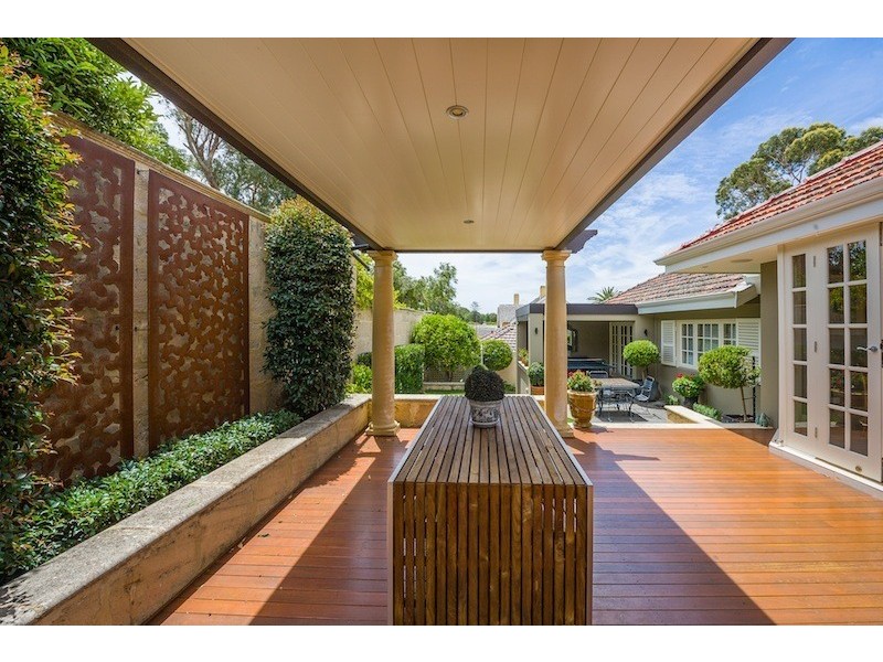 13 Cliff Way, Claremont WA 6010