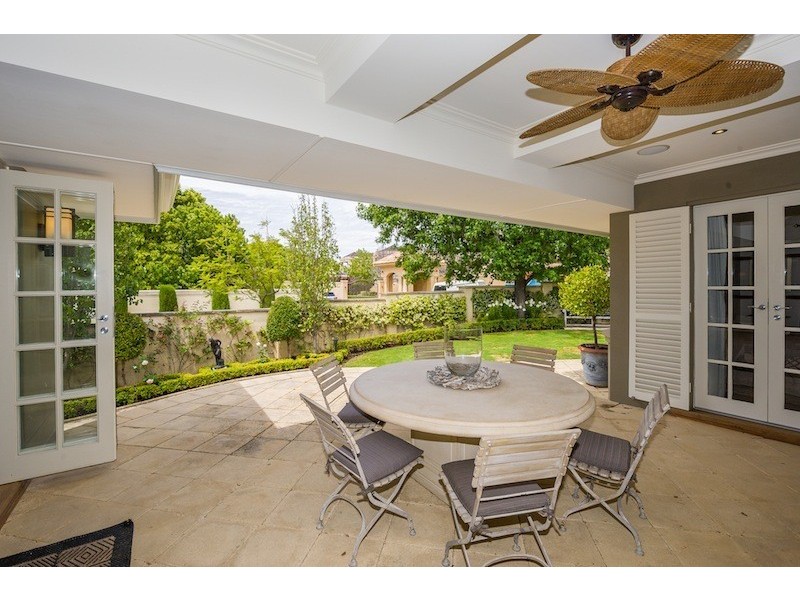13 Cliff Way, Claremont WA 6010