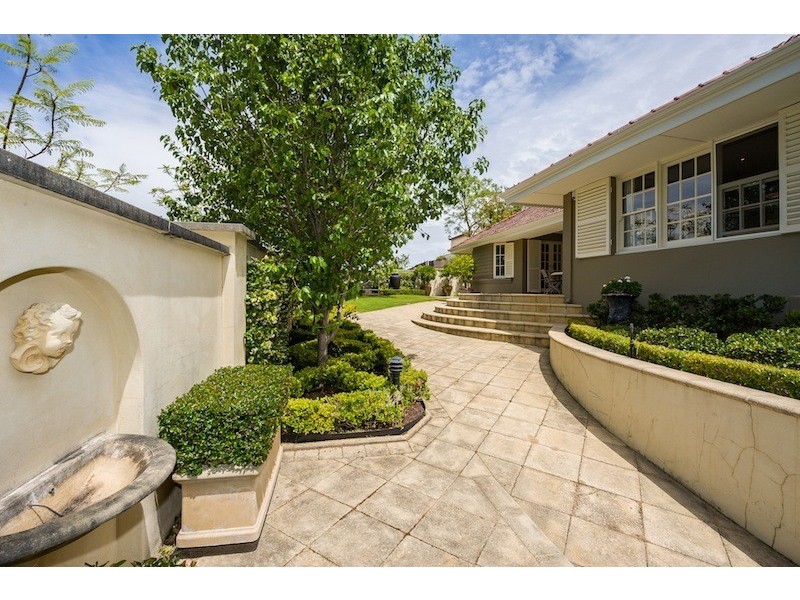 13 Cliff Way, Claremont WA 6010