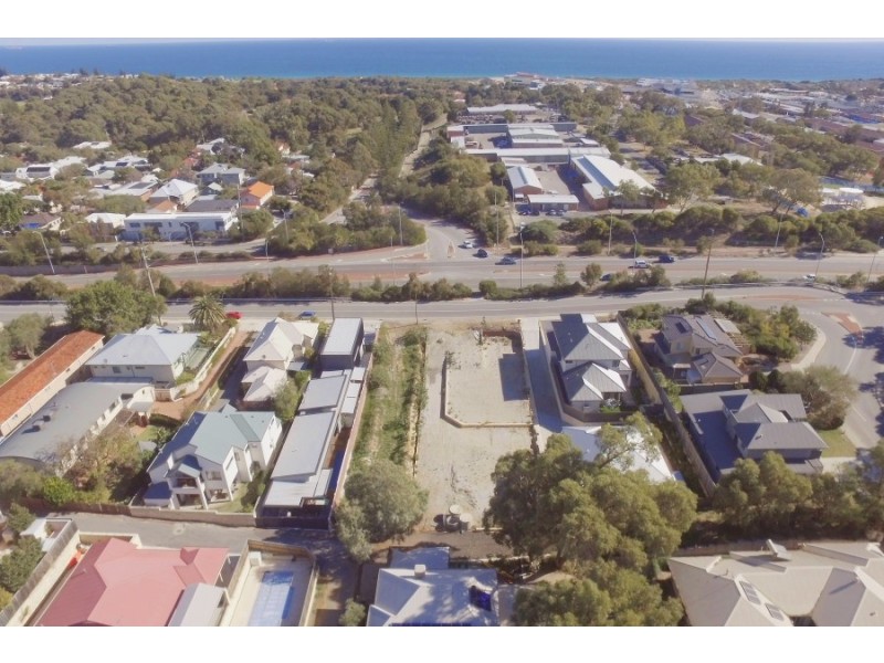 72 & 72A Servetus Street, Swanbourne WA 6010