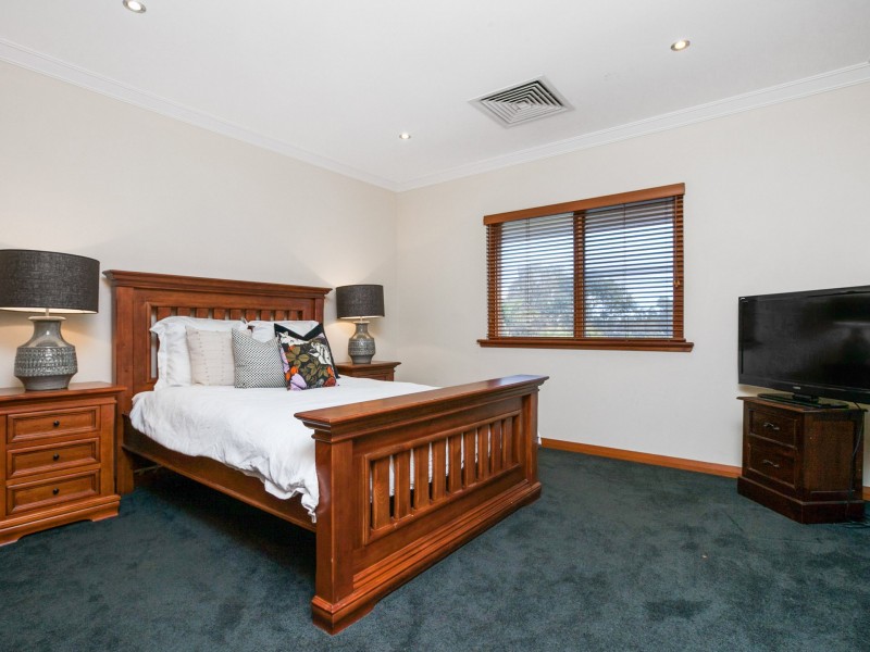 82 Rapids Road, Serpentine WA 6125