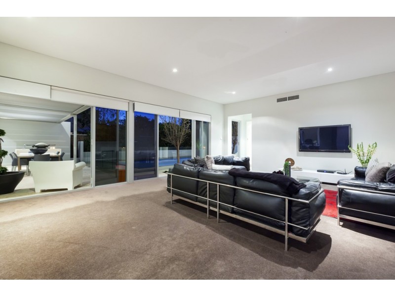 47 Leon Road, Dalkeith WA 6009