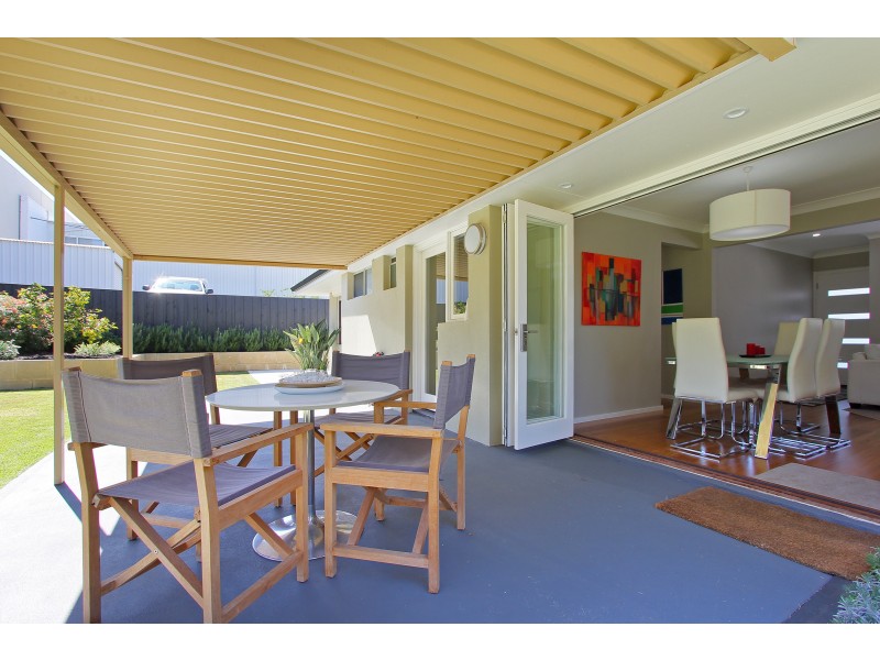 1A Waroonga Road, Nedlands WA 6009