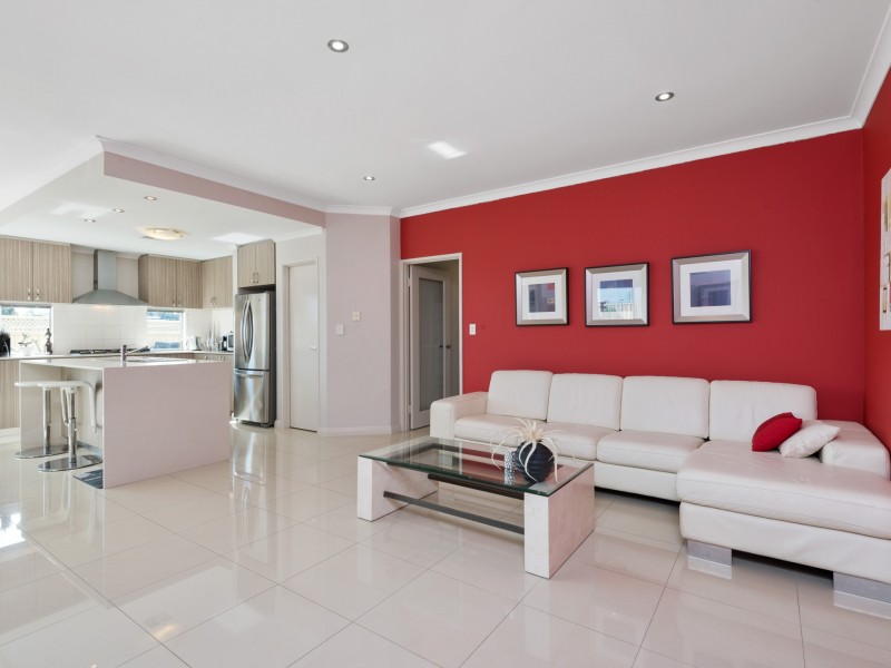 9 Greylock Meander, Madeley WA 6065