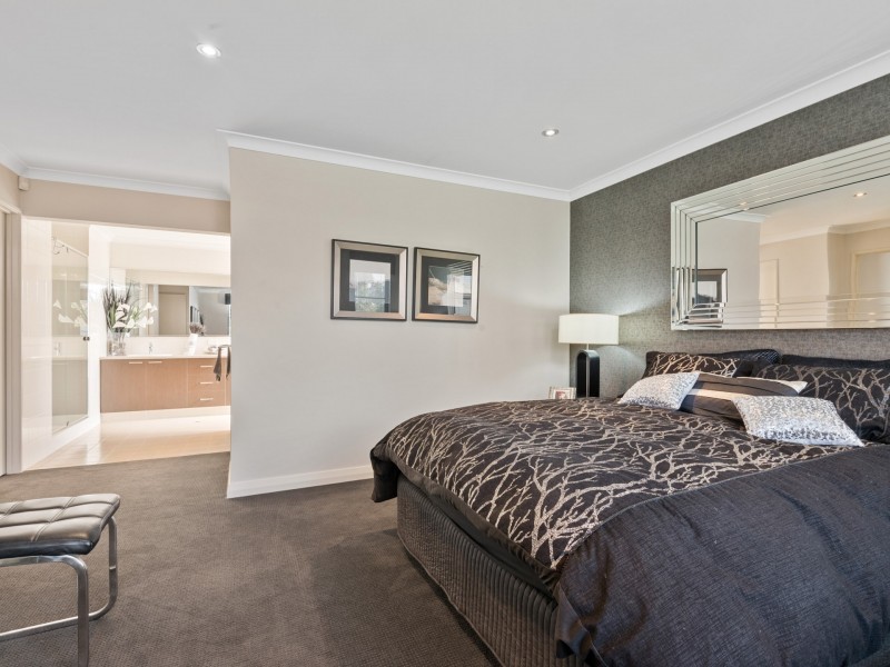 9 Greylock Meander, Madeley WA 6065