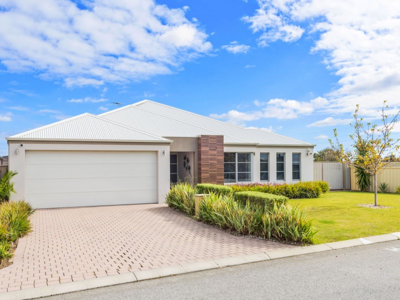 9 Greylock Meander, Madeley WA 6065