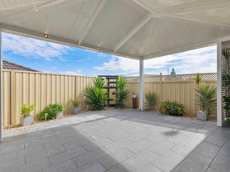 9 Greylock Meander, Madeley WA 6065