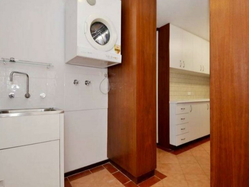 4/133 Fairway, Crawley WA 6009