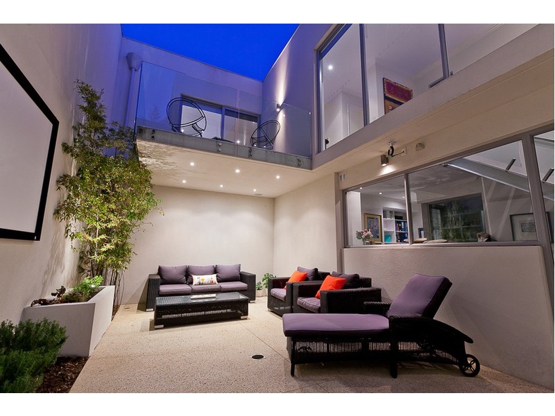 21 Alumni Terrace, Churchlands WA 6018