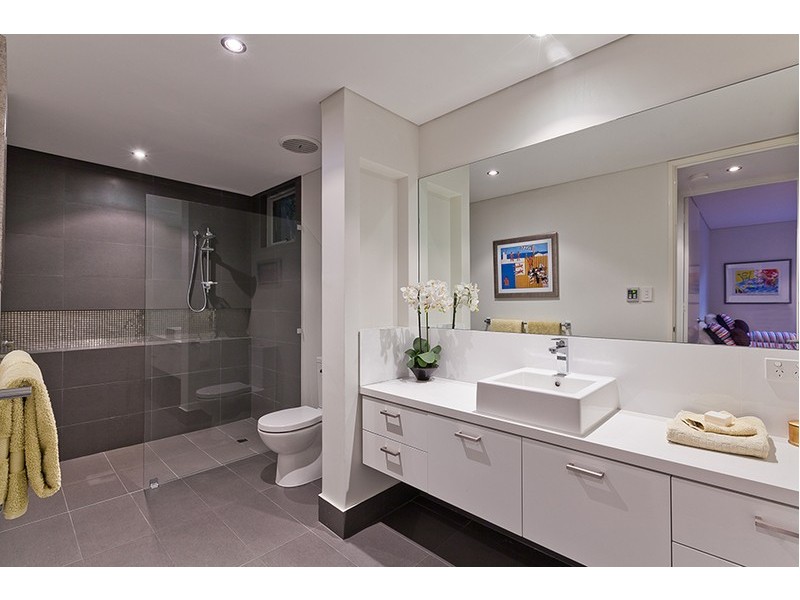 21 Alumni Terrace, Churchlands WA 6018