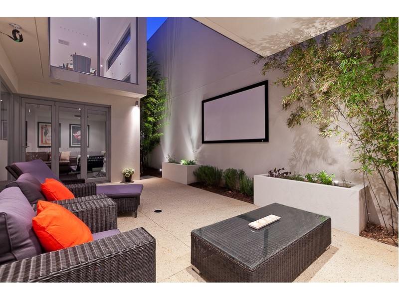 21 Alumni Terrace, Churchlands WA 6018