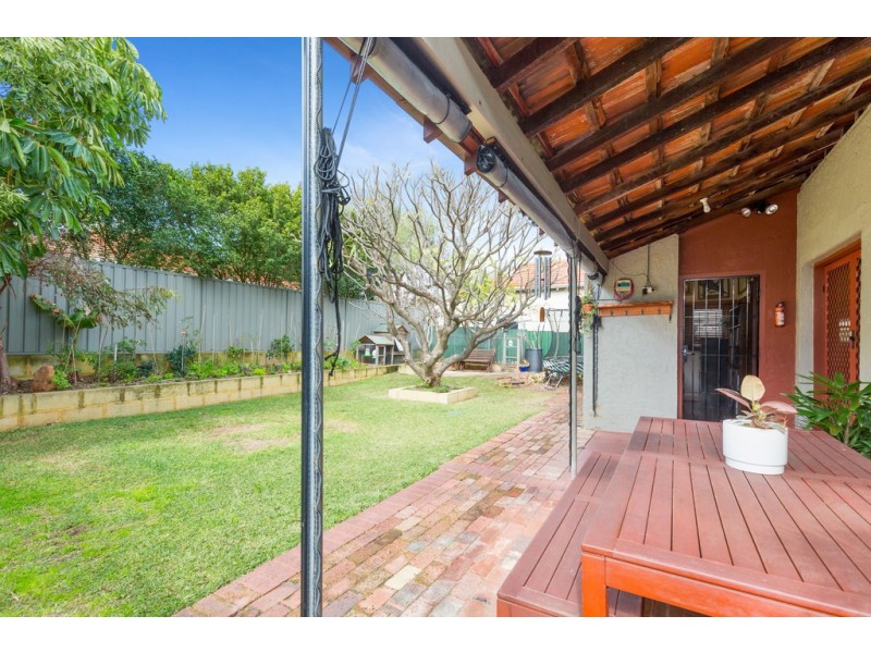 70 Allen Street, East Fremantle WA 6158