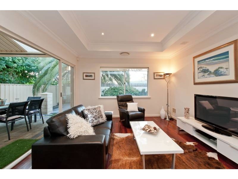 27B Francis Street, Karrinyup WA 6018