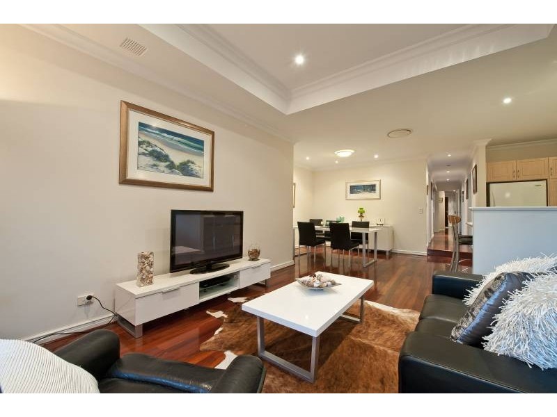 27B Francis Street, Karrinyup WA 6018