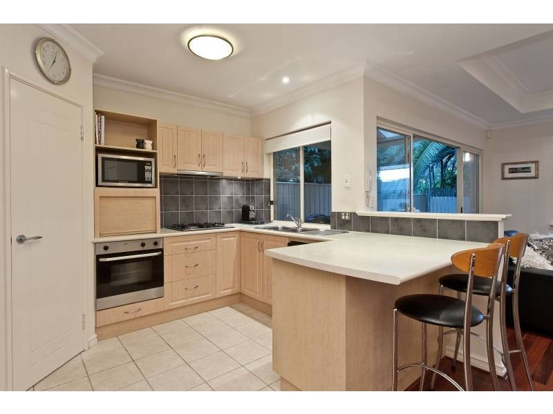 27B Francis Street, Karrinyup WA 6018