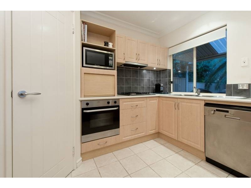 27B Francis Street, Karrinyup WA 6018