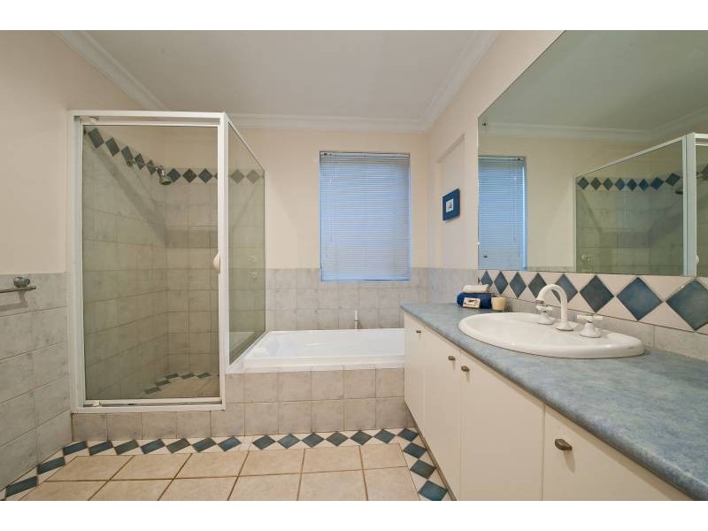 27B Francis Street, Karrinyup WA 6018