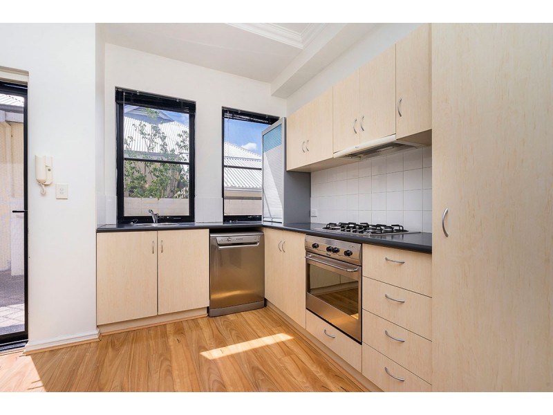 8/145 Roberts Road, Subiaco WA 6008