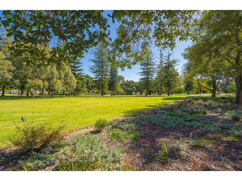 8/145 Roberts Road, Subiaco WA 6008