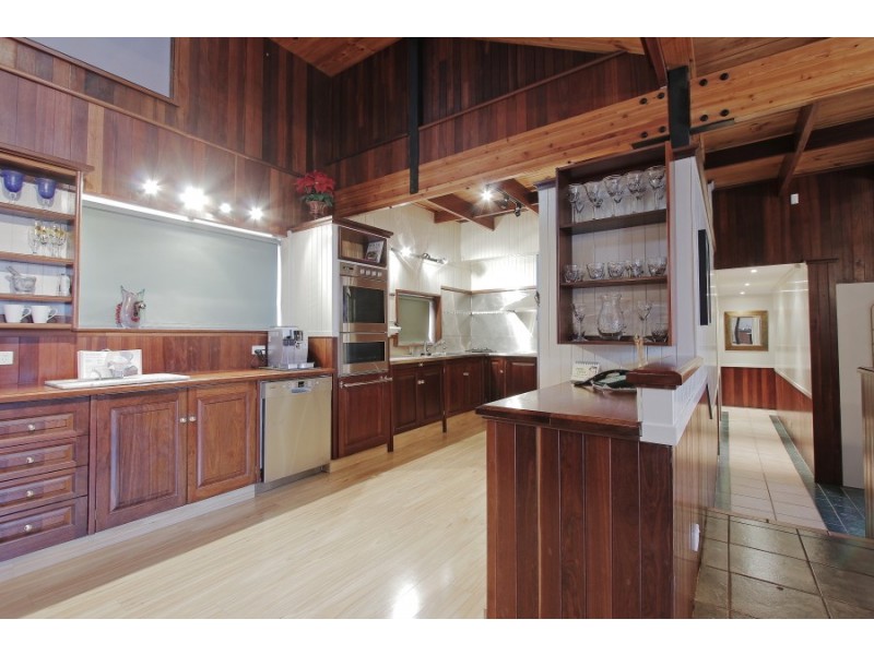 60 Zamia Road, Gooseberry Hill WA 6076