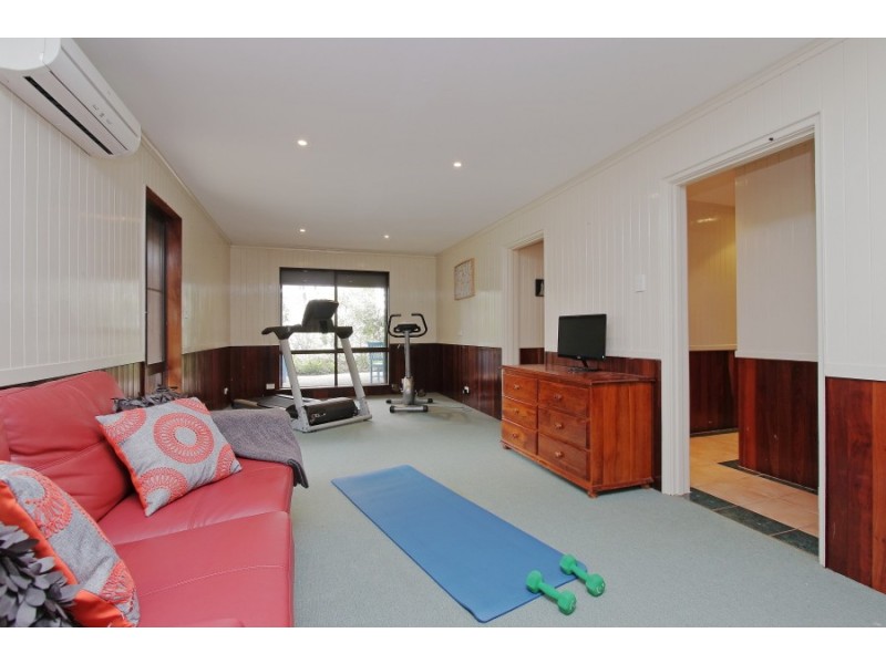 60 Zamia Road, Gooseberry Hill WA 6076