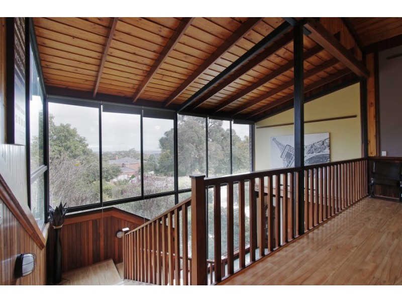 60 Zamia Road, Gooseberry Hill WA 6076