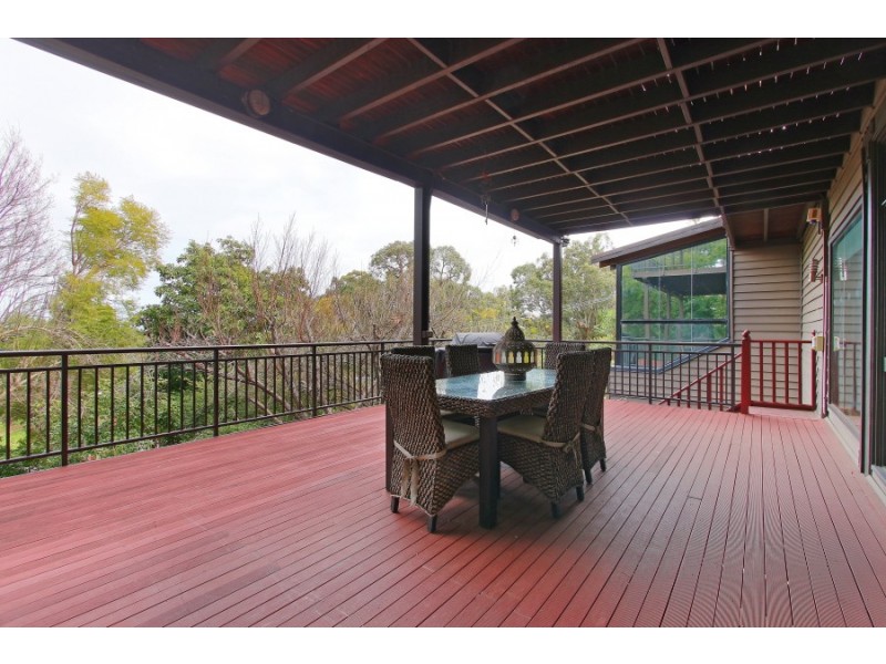 60 Zamia Road, Gooseberry Hill WA 6076