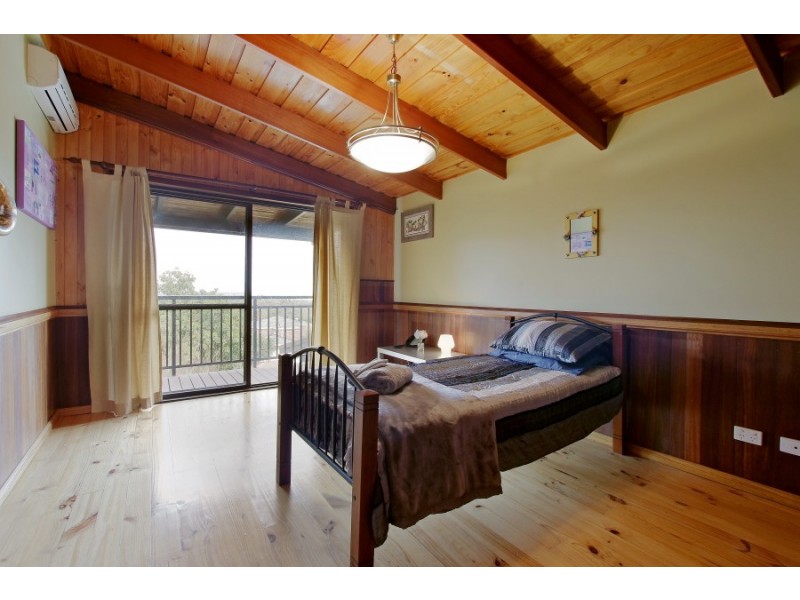 60 Zamia Road, Gooseberry Hill WA 6076