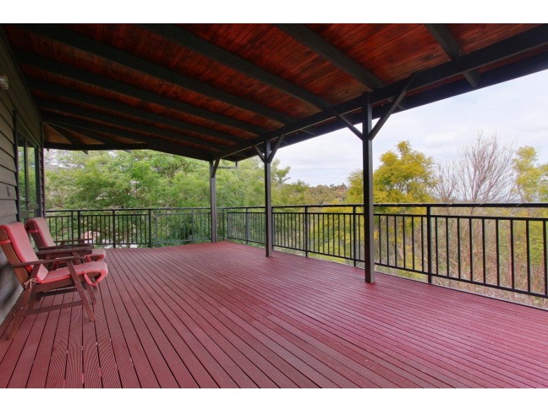 60 Zamia Road, Gooseberry Hill WA 6076