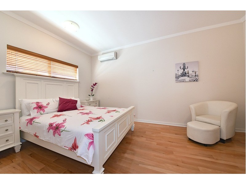 21 Prisk Street, Karrinyup WA 6018