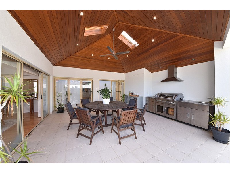 21 Prisk Street, Karrinyup WA 6018