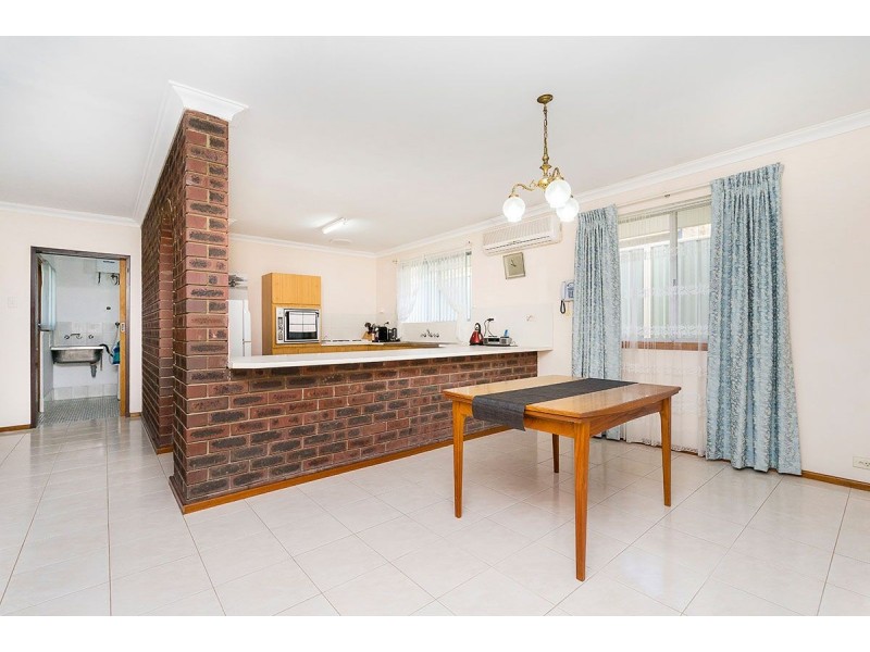 11 Coatelan Drive, Stirling WA 6021