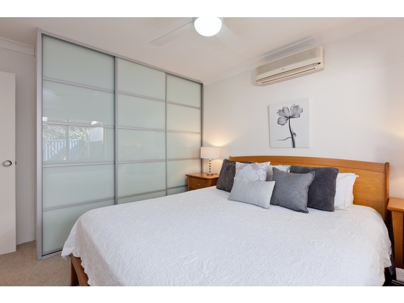 10/2 Waroonga Road, Nedlands WA 6009