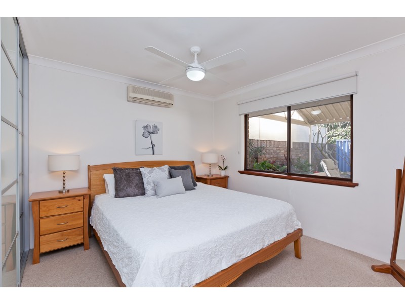 10/2 Waroonga Road, Nedlands WA 6009