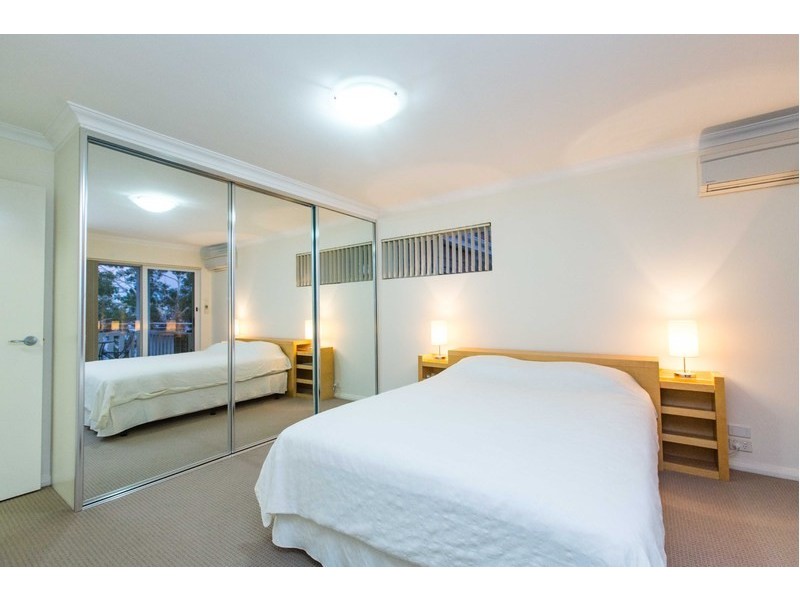 32/39 South Perth Esplanade, South Perth WA 6151